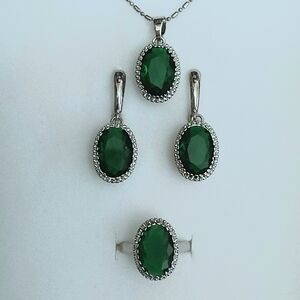 Sterling Silver And Dark Green Gemstone Jewelry Set